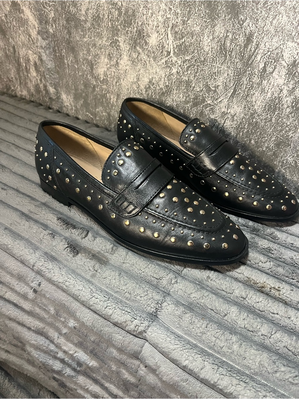 Vince Camuto Black Studded Leather Loafers New without Box - Picture 2 of 5